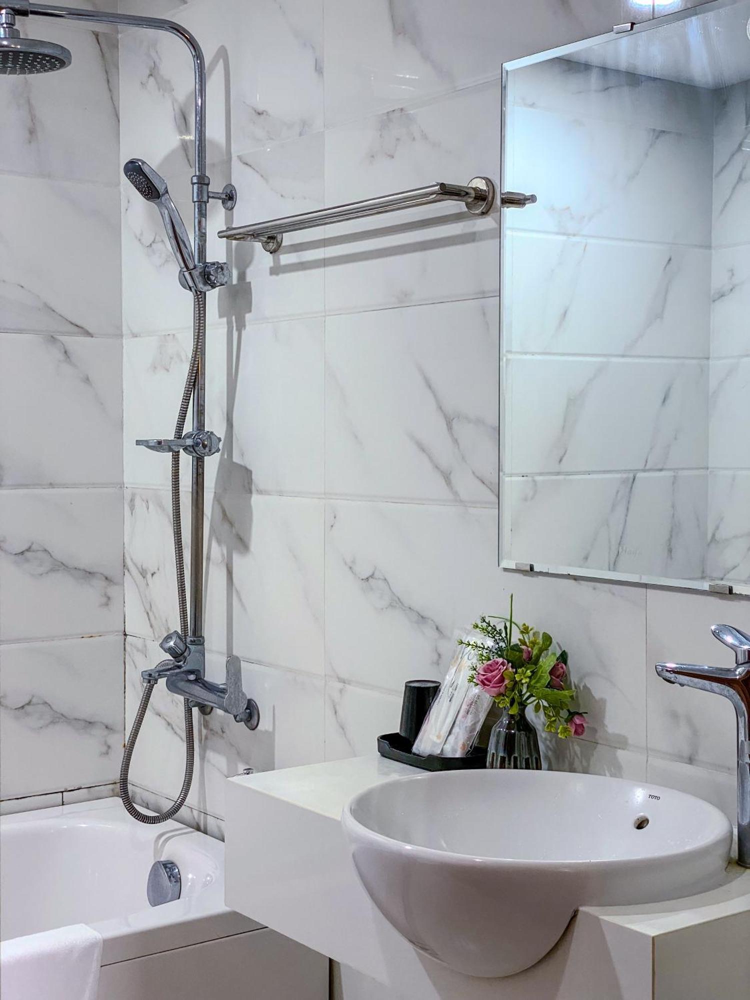 Qmp Apartment Hanoi Bagian luar foto